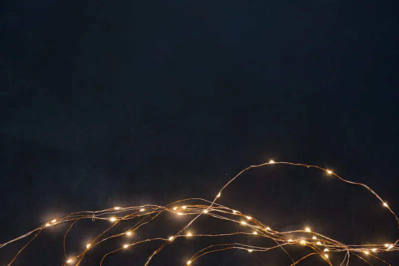 Iluminação decorativa em um espaço de evento
